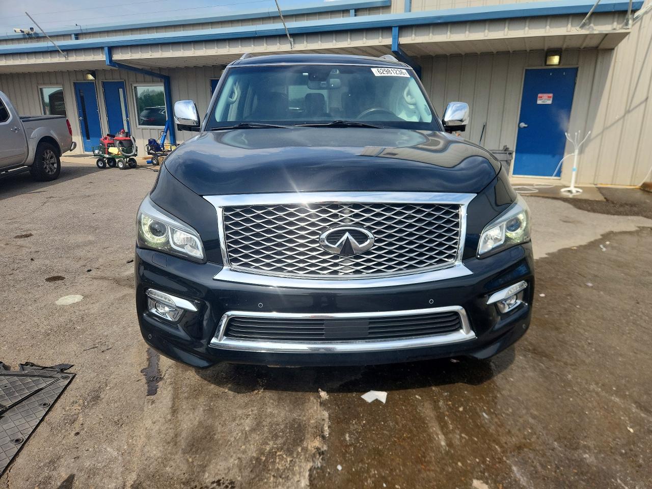 JN8AZ2NC2F9370089 · 2015 INFINITI QX80 · 5/13