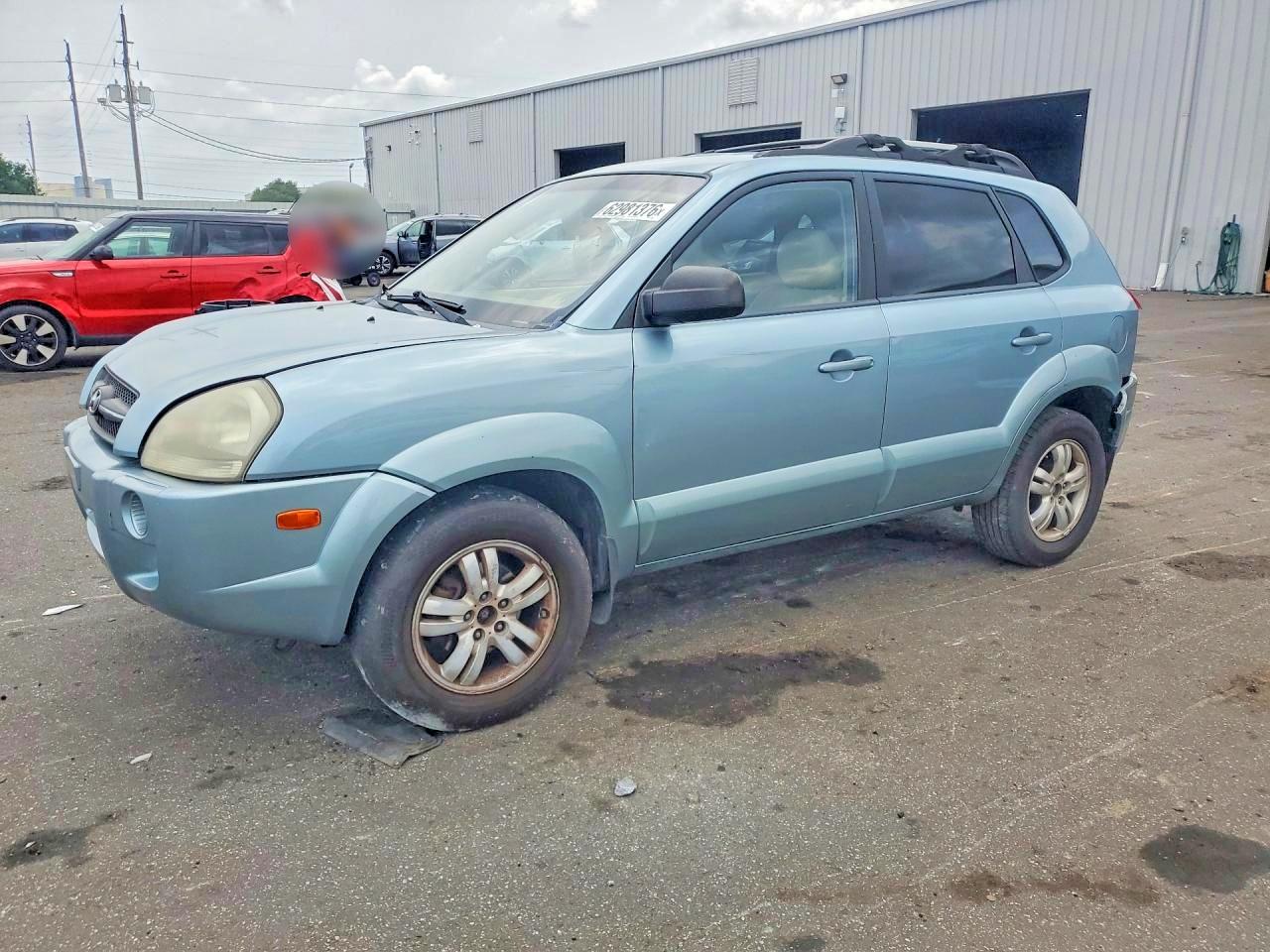 KM8JN12D58U838827 · 2008 HYUNDAI TUCSON
