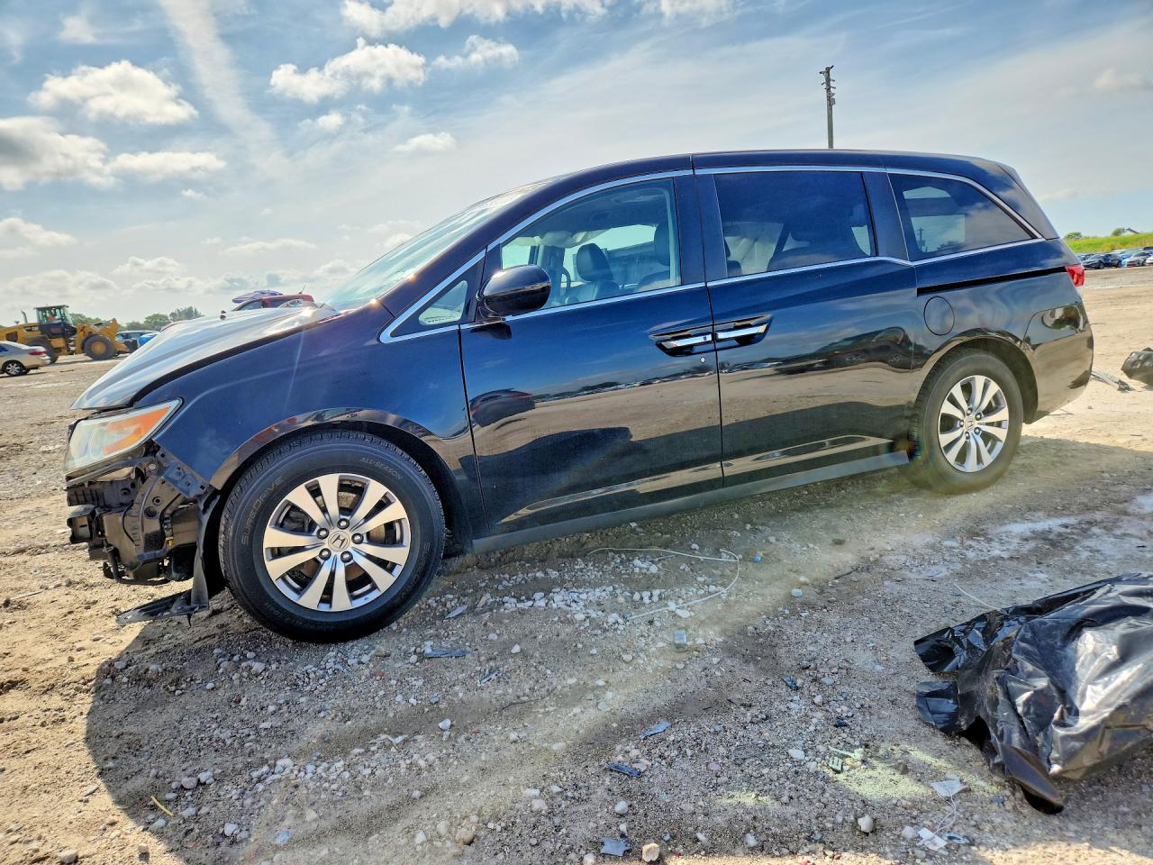 5FNRL5H67HB003463 · 2017 HONDA ODYSSEY
