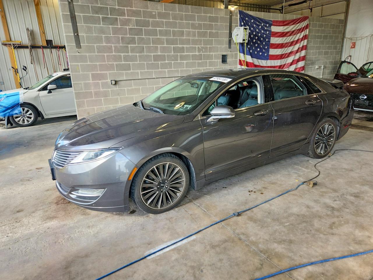 3LN6L2JK8GR615527 · 2016 LINCOLN MKZ