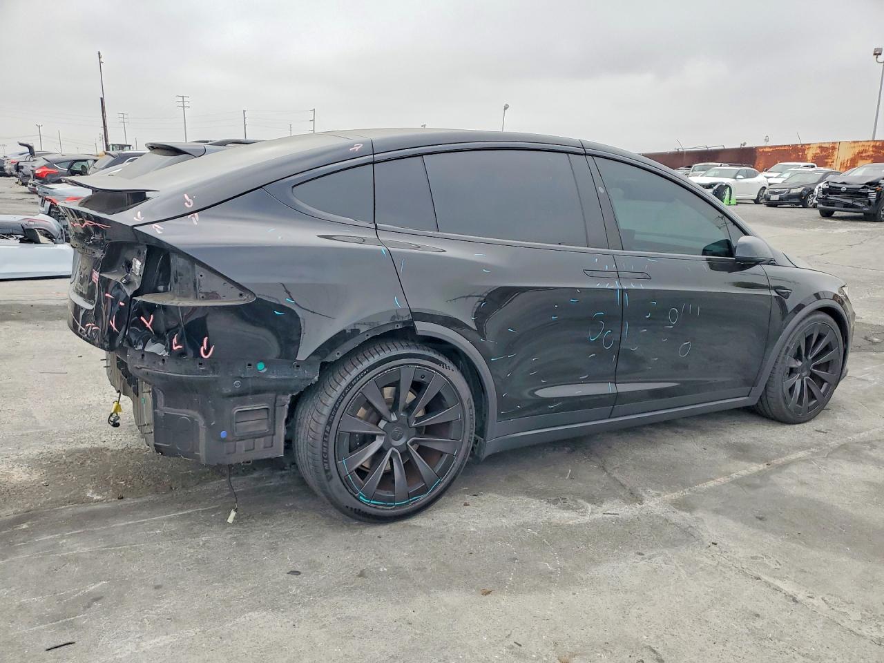 7SAXCAE51NF349793 · 2022 TESLA MODEL X · 3/13