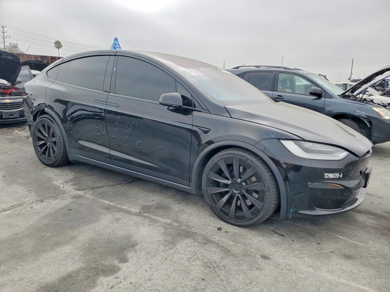 7SAXCAE51NF349793 · 2022 TESLA MODEL X · 4/13