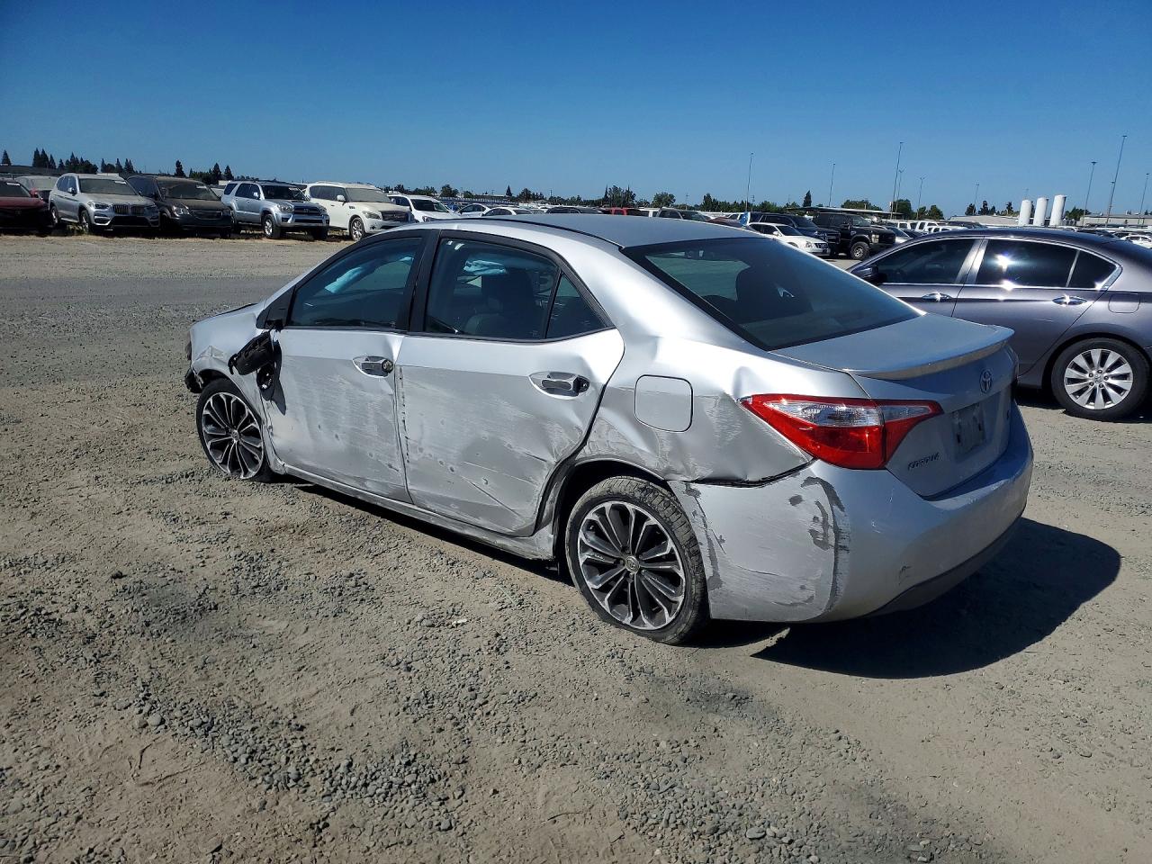 5YFBURHE2GP533016 · 2016 TOYOTA COROLLA · 2/12