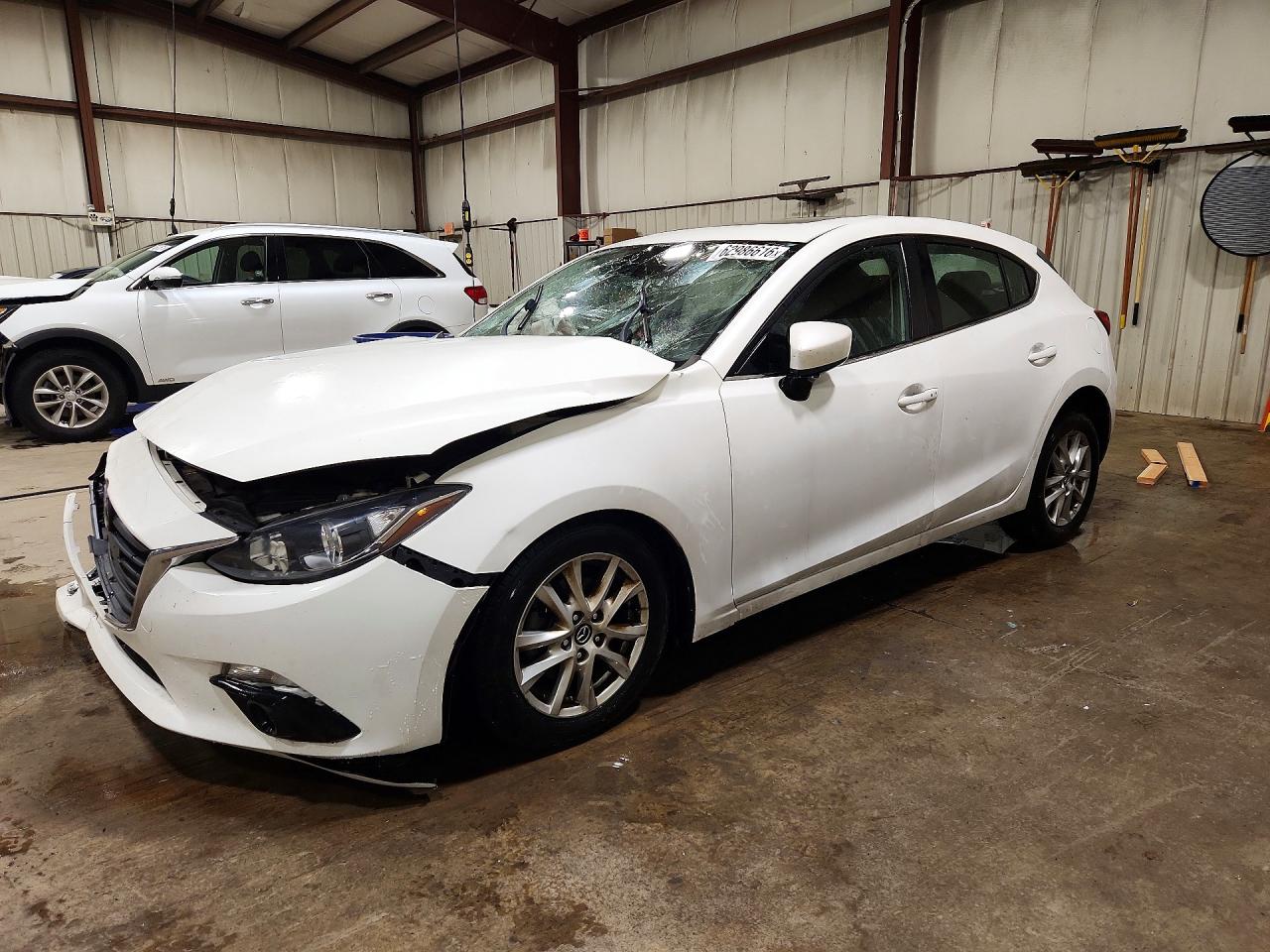 2016 MAZDA 3
