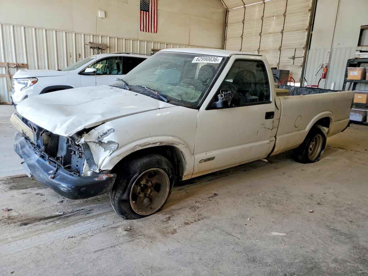 1GCCS14W71K153055 · 2001 CHEVROLET S TRUCK