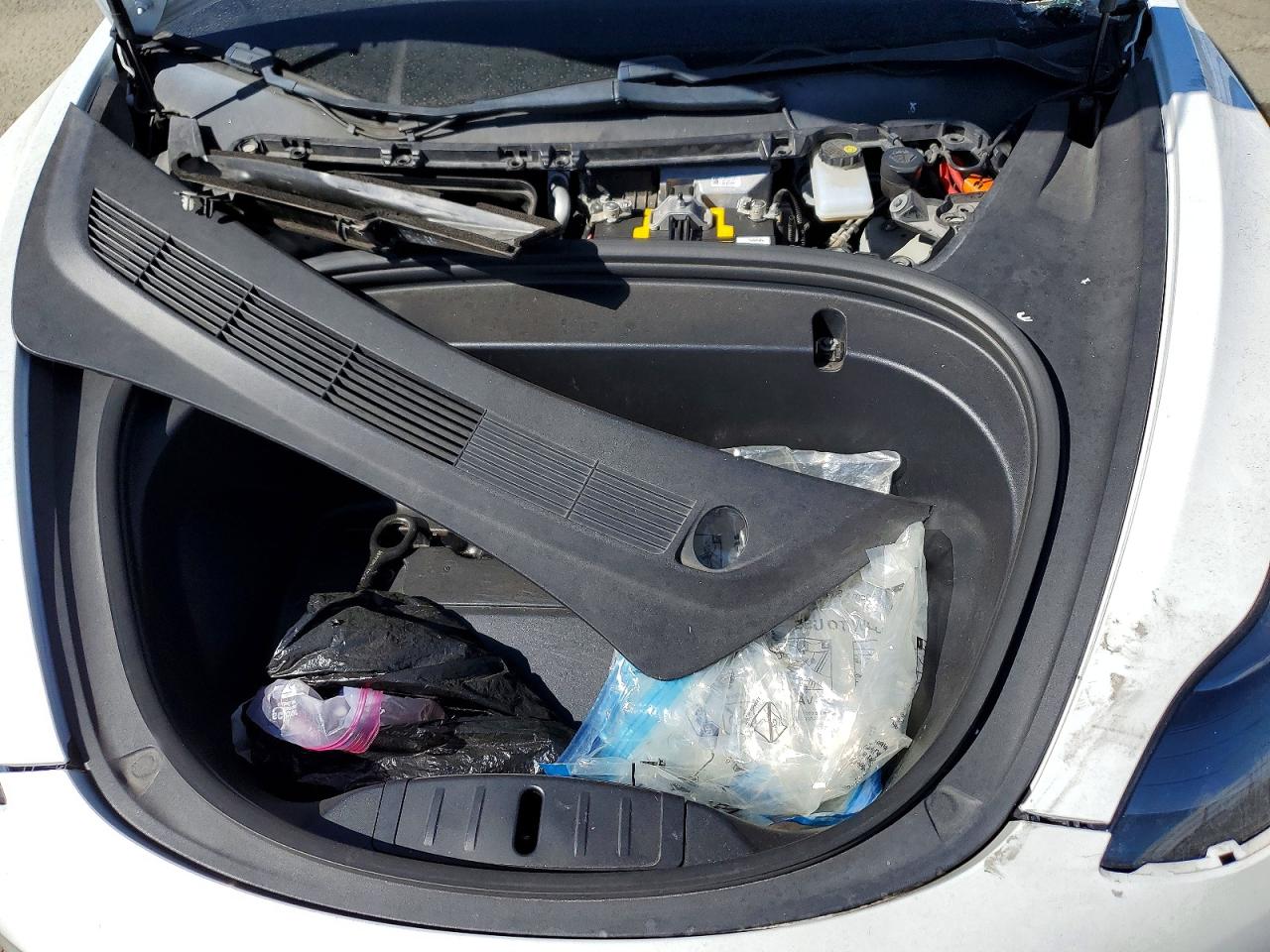 5YJ3E1EA5KF415941 · 2019 TESLA MODEL 3 · 11/12