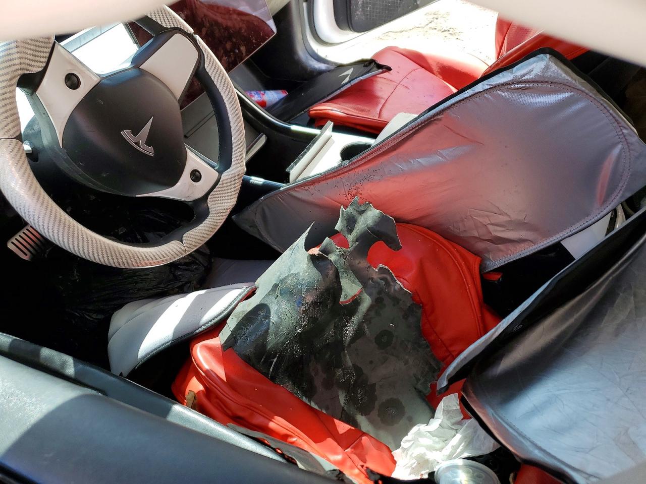 5YJ3E1EA5KF415941 · 2019 TESLA MODEL 3 · 7/12