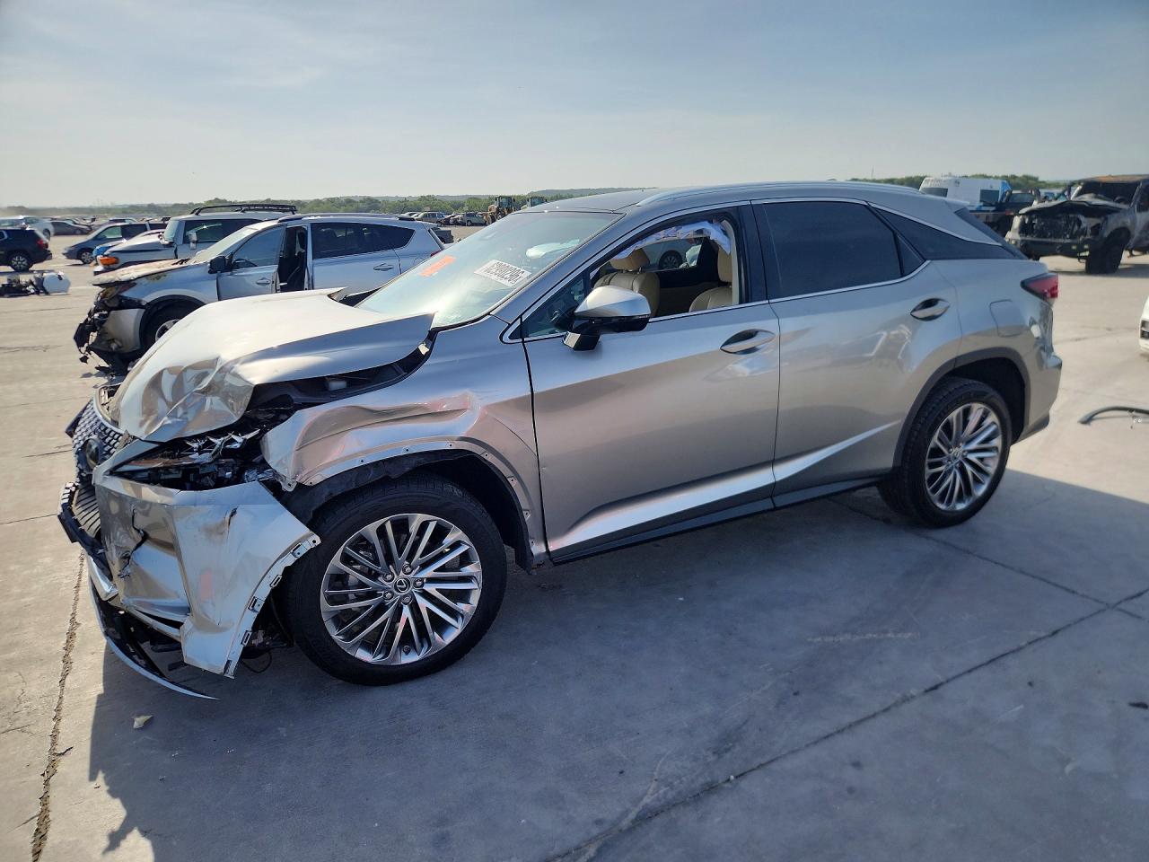 2T2JZMAA4LC172546 · 2020 LEXUS RX