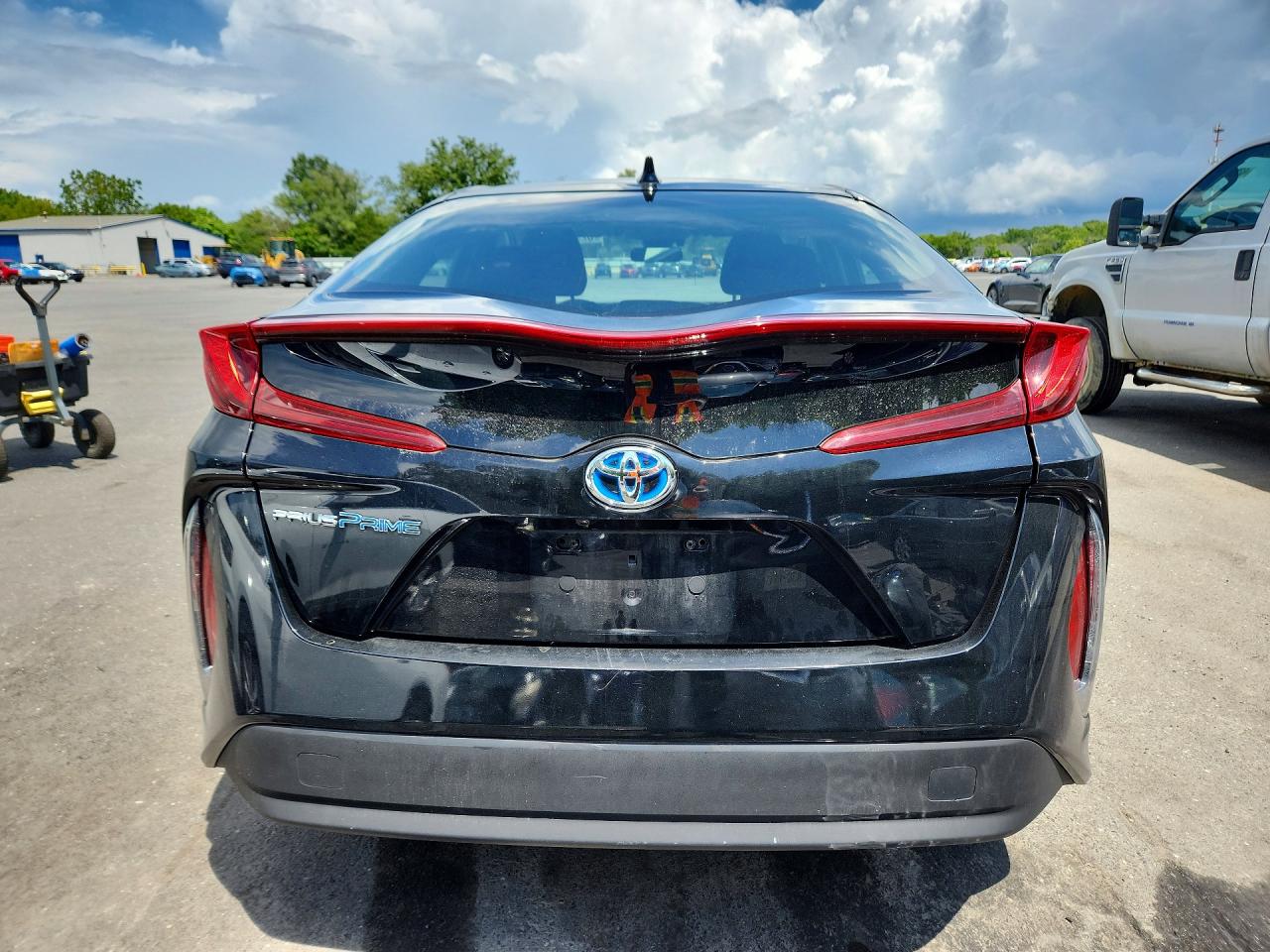 JTDKAMFPXM3182697 · 2021 TOYOTA PRIUS PRIME · 6/13