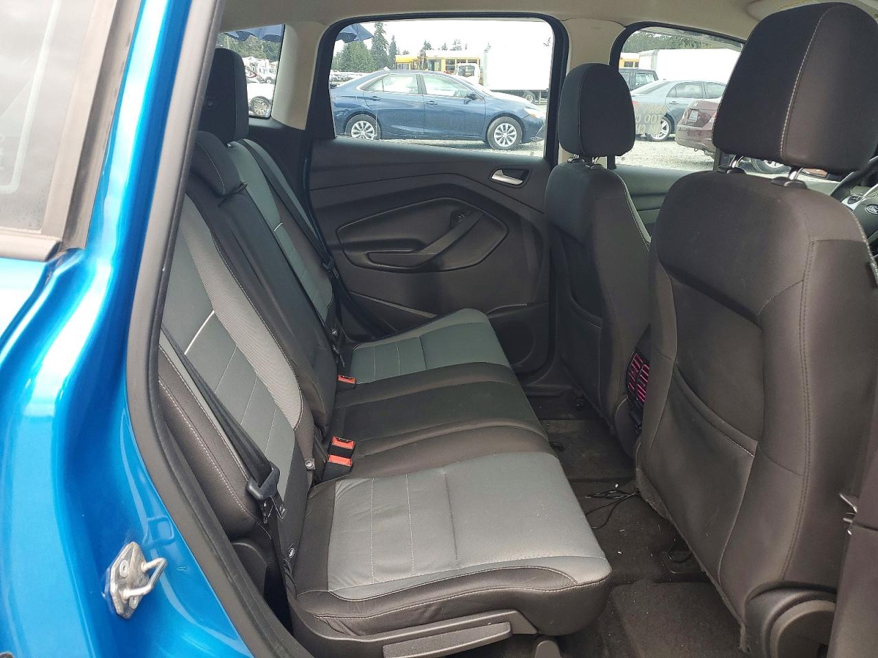 1FADP5AU9FL118279 · 2015 FORD C-MAX · 10/12