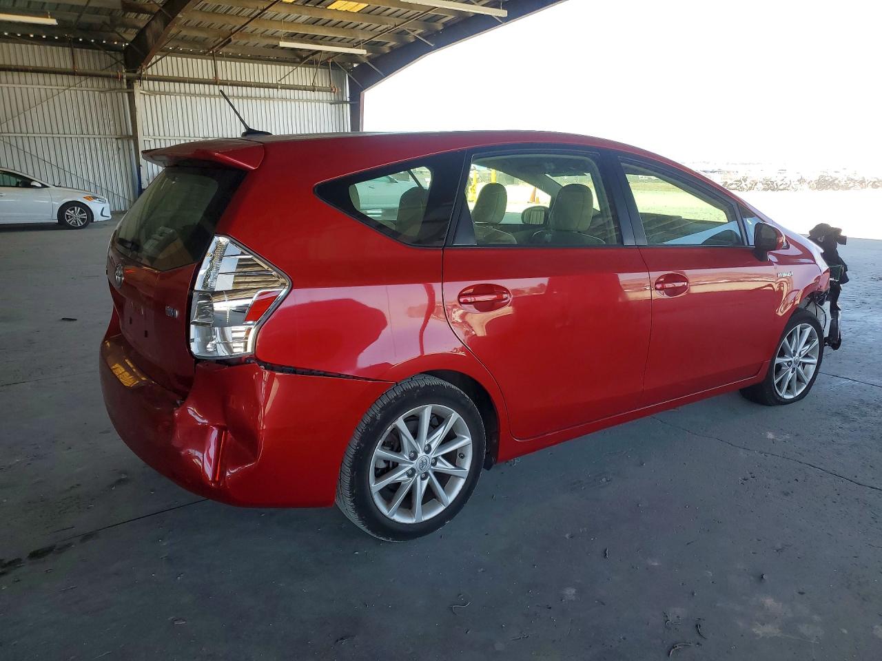 JTDZN3EU9E3328867 · 2014 TOYOTA PRIUS V · 3/12
