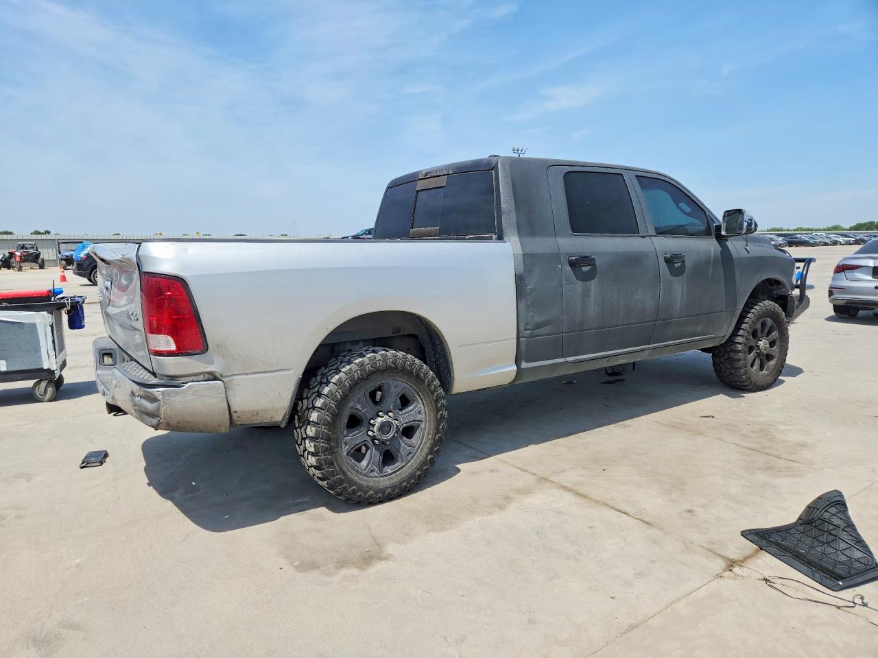 3C6UD5NL9CG211405 · 2012 DODGE RAM 2500 · 3/12