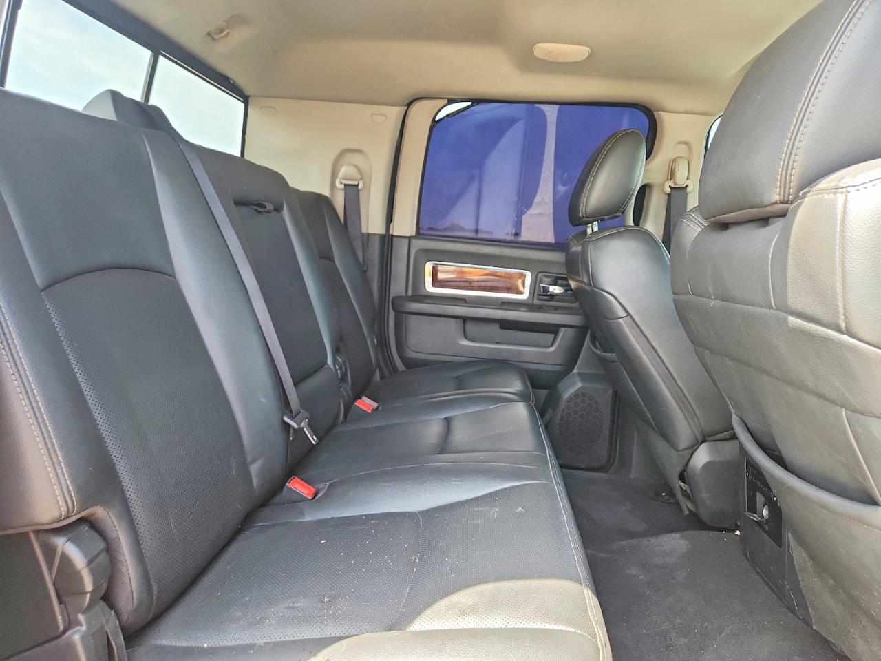 3C6UD5NL9CG211405 · 2012 DODGE RAM 2500 · 10/12