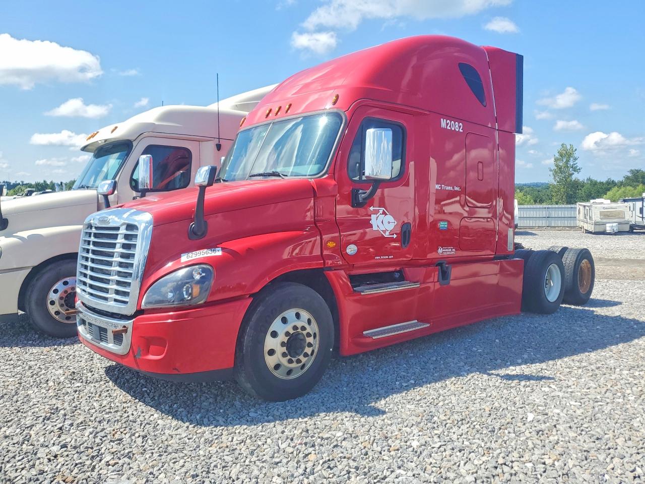 3AKJGLDV9JSJT7295 · 2018 FREIGHTLINER CASCADIA 125