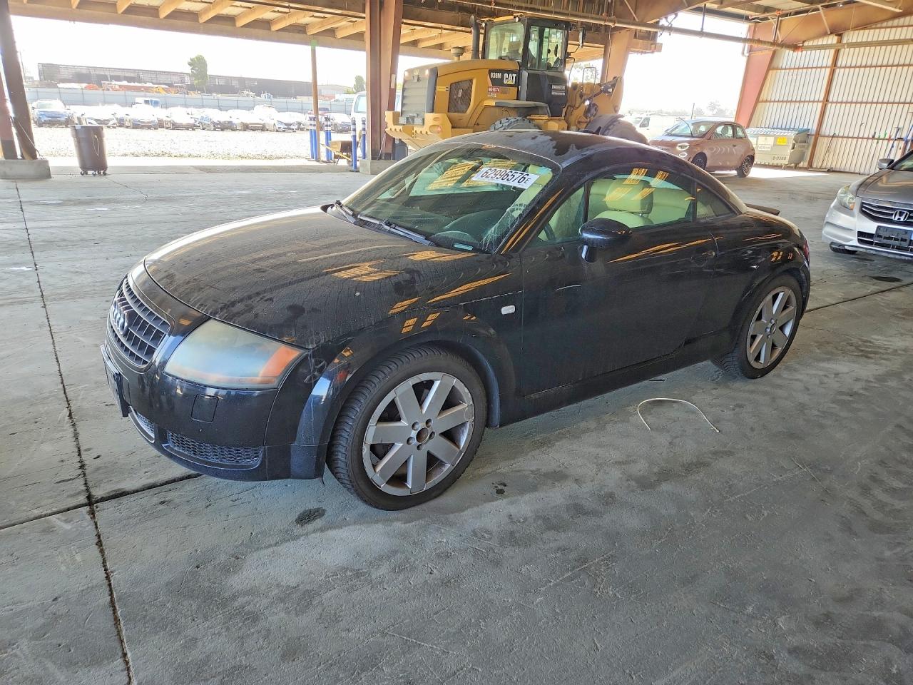 TRUWT28N351002684 · 2005 AUDI TT