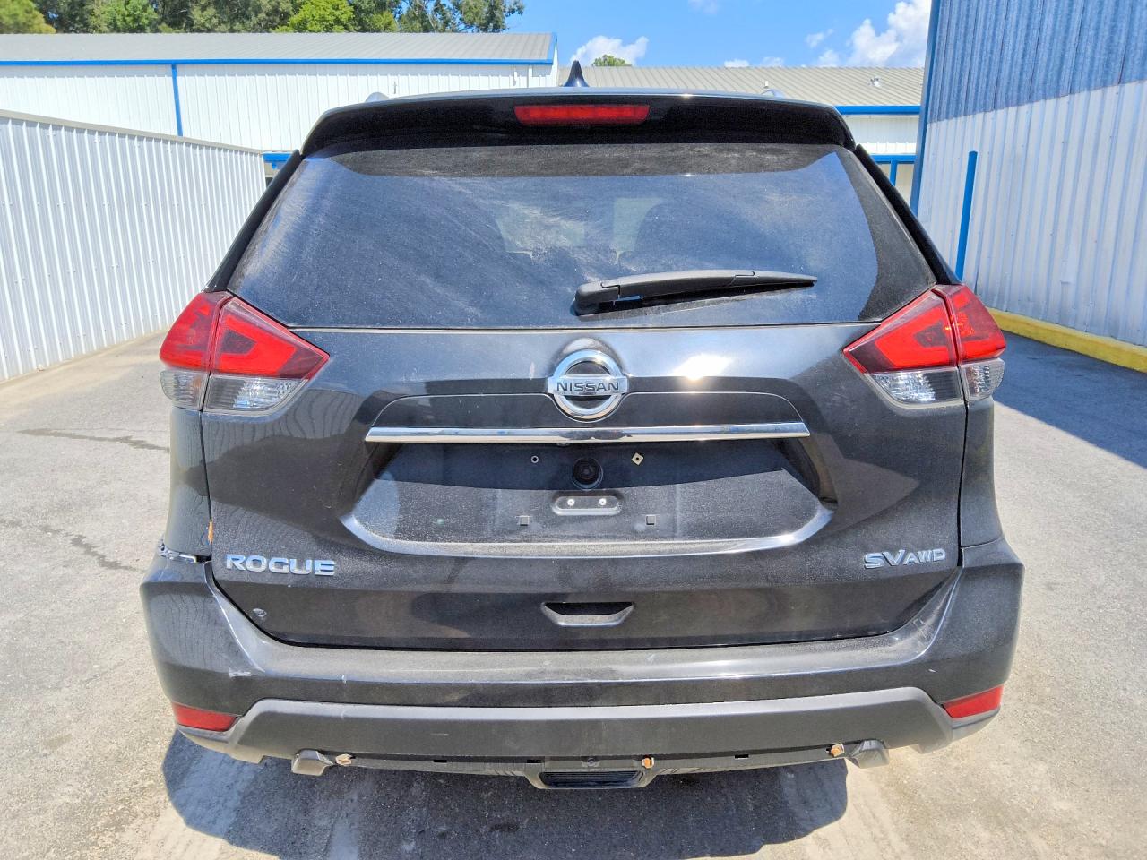 KNMAT2MV7JP579817 · 2018 NISSAN ROGUE · 6/13