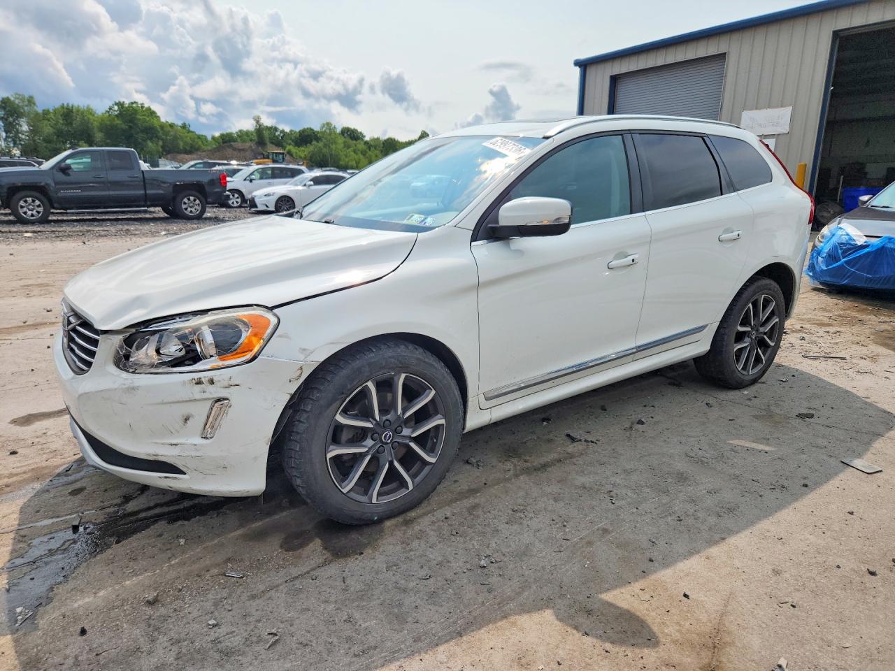 YV449MRK7G2925969 · 2016 VOLVO XC60
