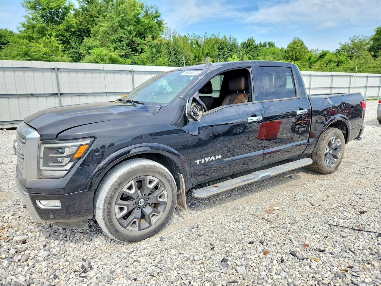 1N6AA1EF1MN509704 · 2021 NISSAN TITAN