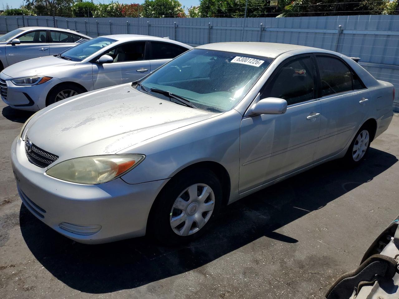 4T1BE32KX2U009922 · 2002 TOYOTA CAMRY
