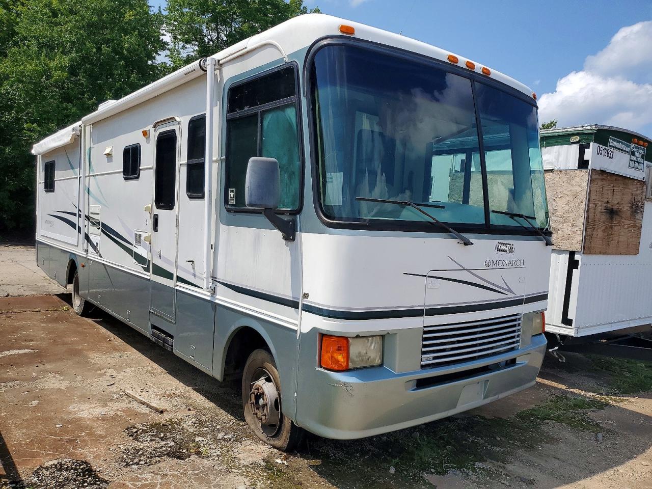 1FCNF53SXY0A02204 · 2000 FORD F550