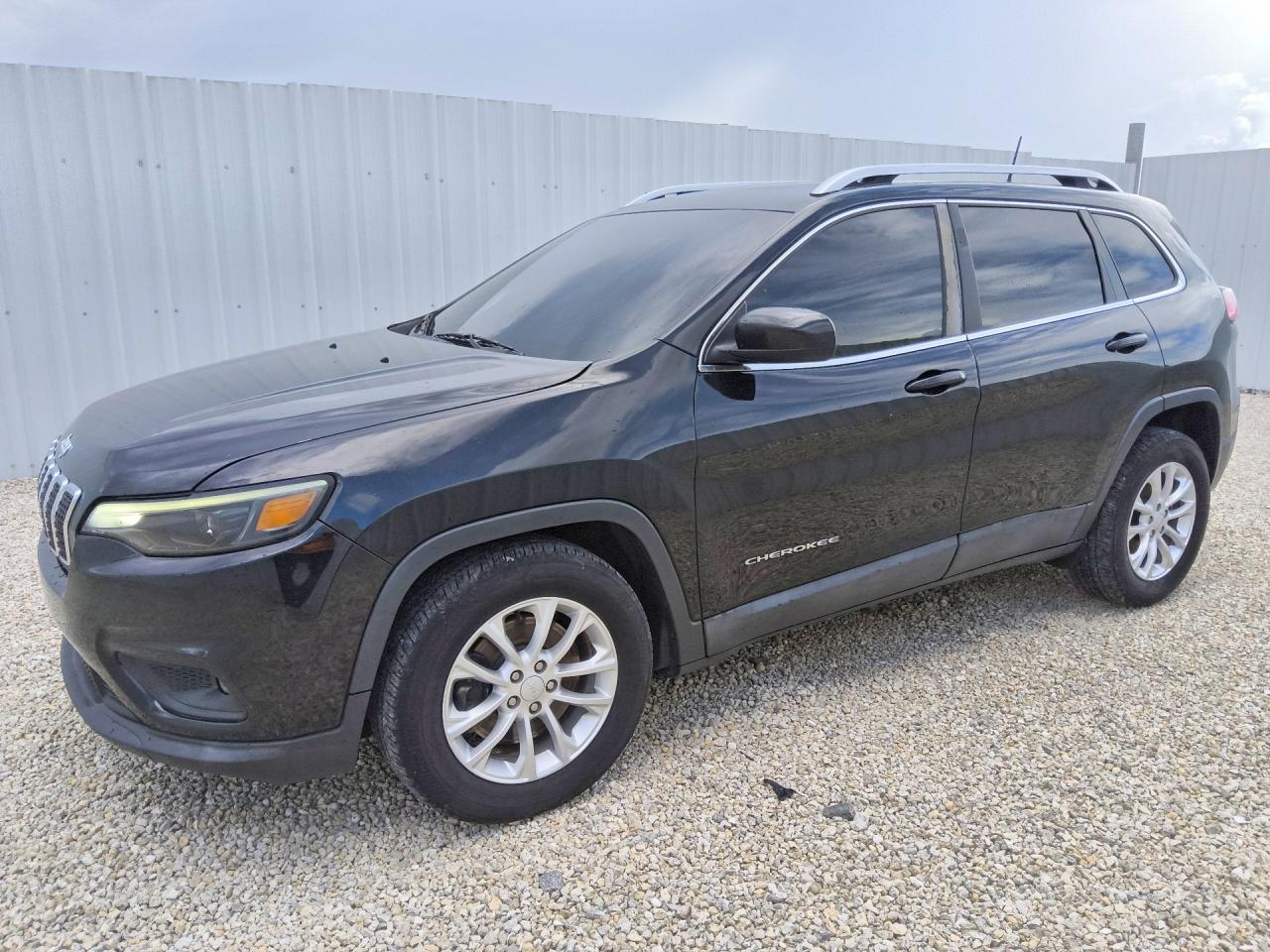 1C4PJLCB7KD358380 · 2019 JEEP CHEROKEE