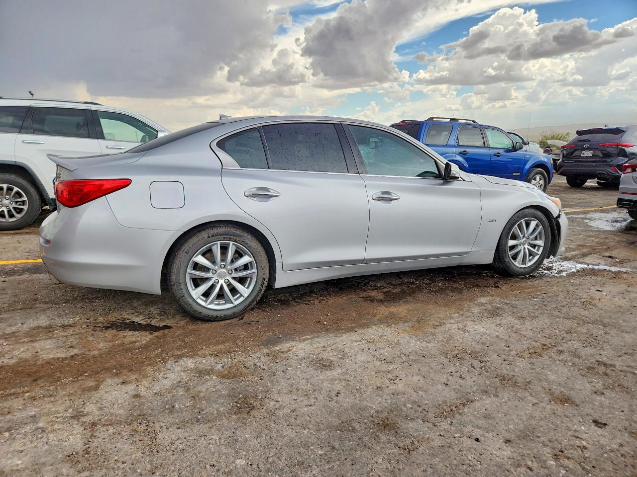 JN1CV7AP4GM201697 · 2016 INFINITI Q50 · 3/12