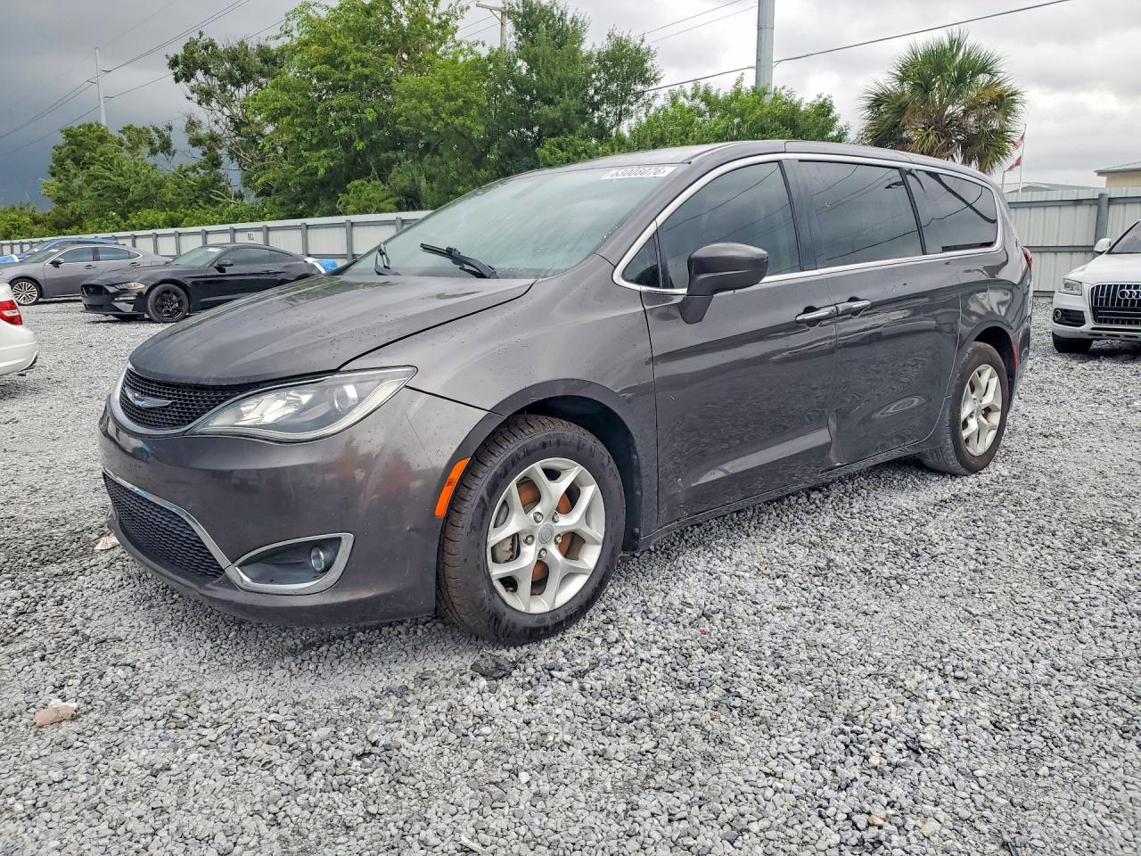 2C4RC1FG4JR126474 · 2018 CHRYSLER PACIFICA