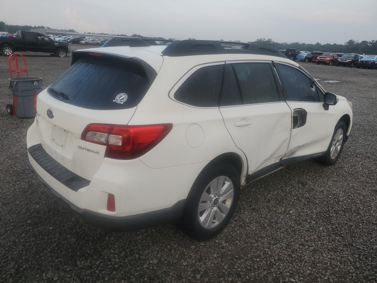 4S4BSBFC3G3237585 · 2016 SUBARU OUTBACK · 3/13