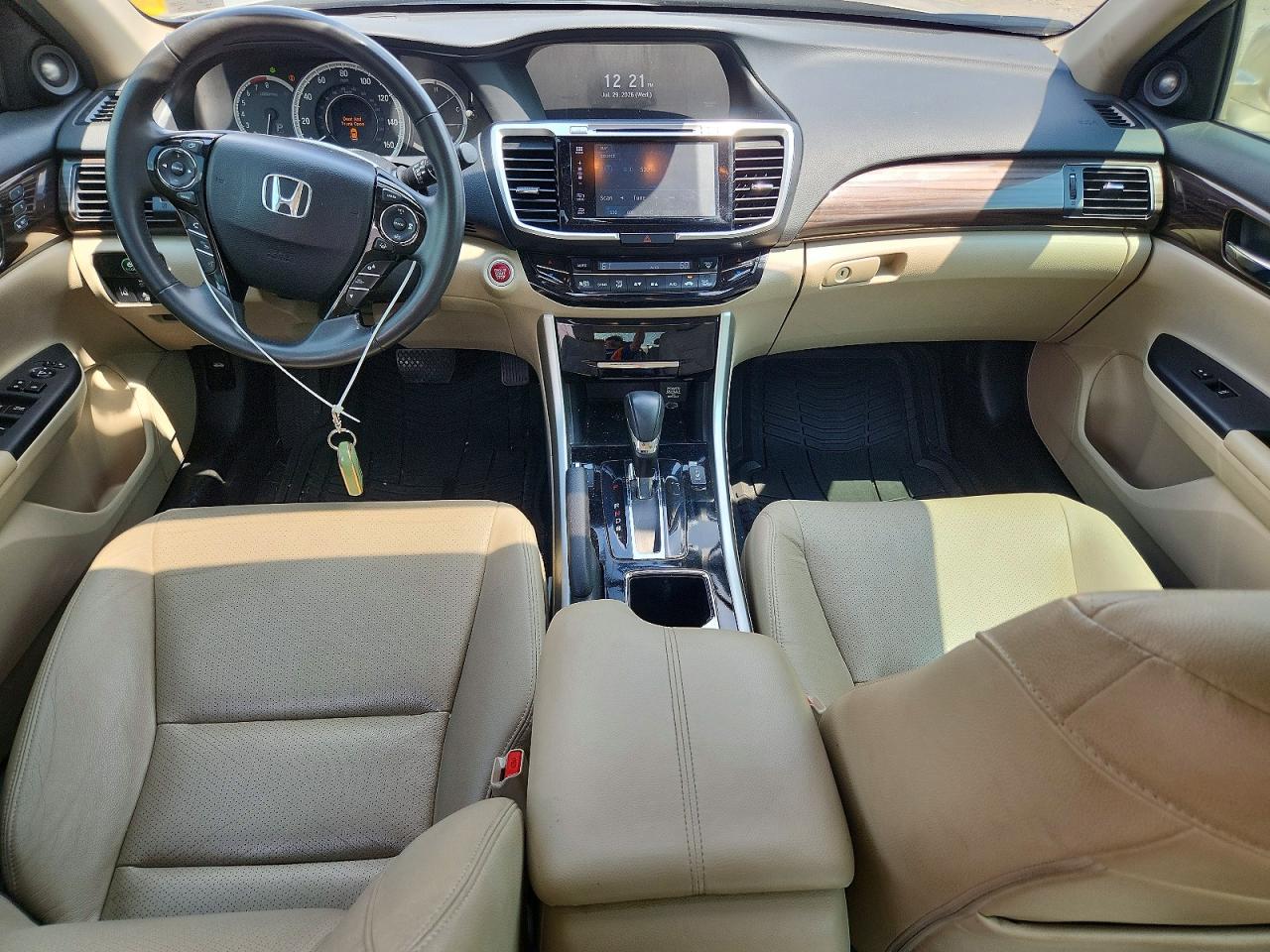 1HGCR2F94HA004046 · 2017 HONDA ACCORD · 8/12