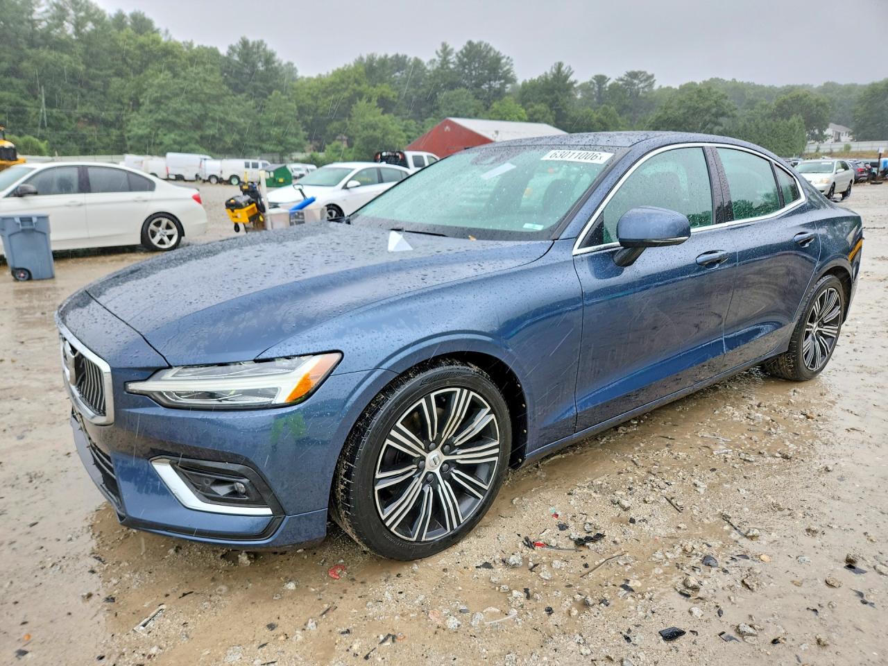 7JR102FLXKG011696 · 2019 VOLVO S60