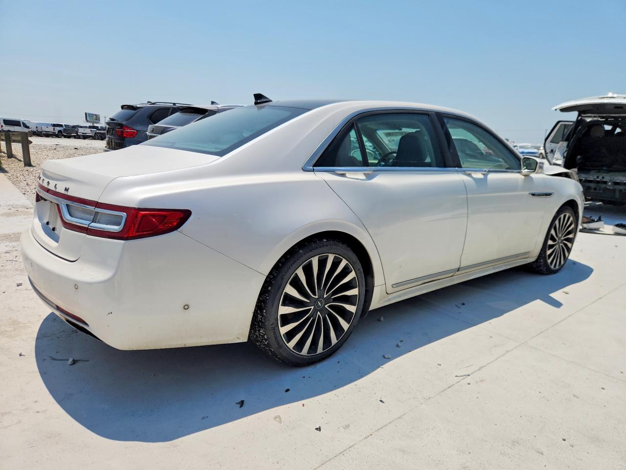 1LN6L9BC7K5602540 · 2019 LINCOLN CONTINENTAL · 3/12