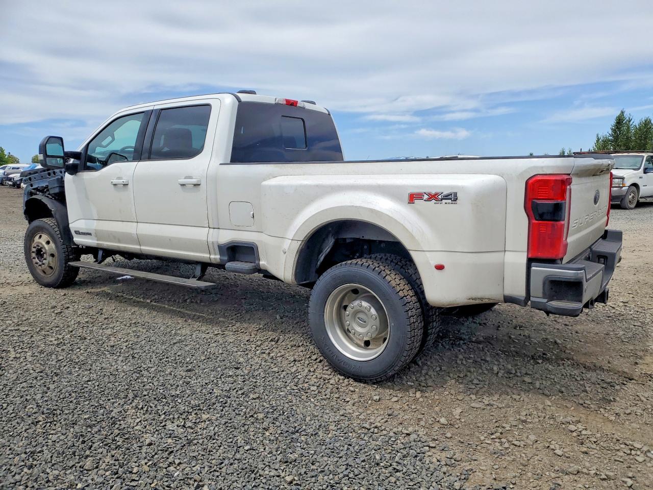 1FT8W4DT3SED24191 · 2025 FORD F450 · 2/13