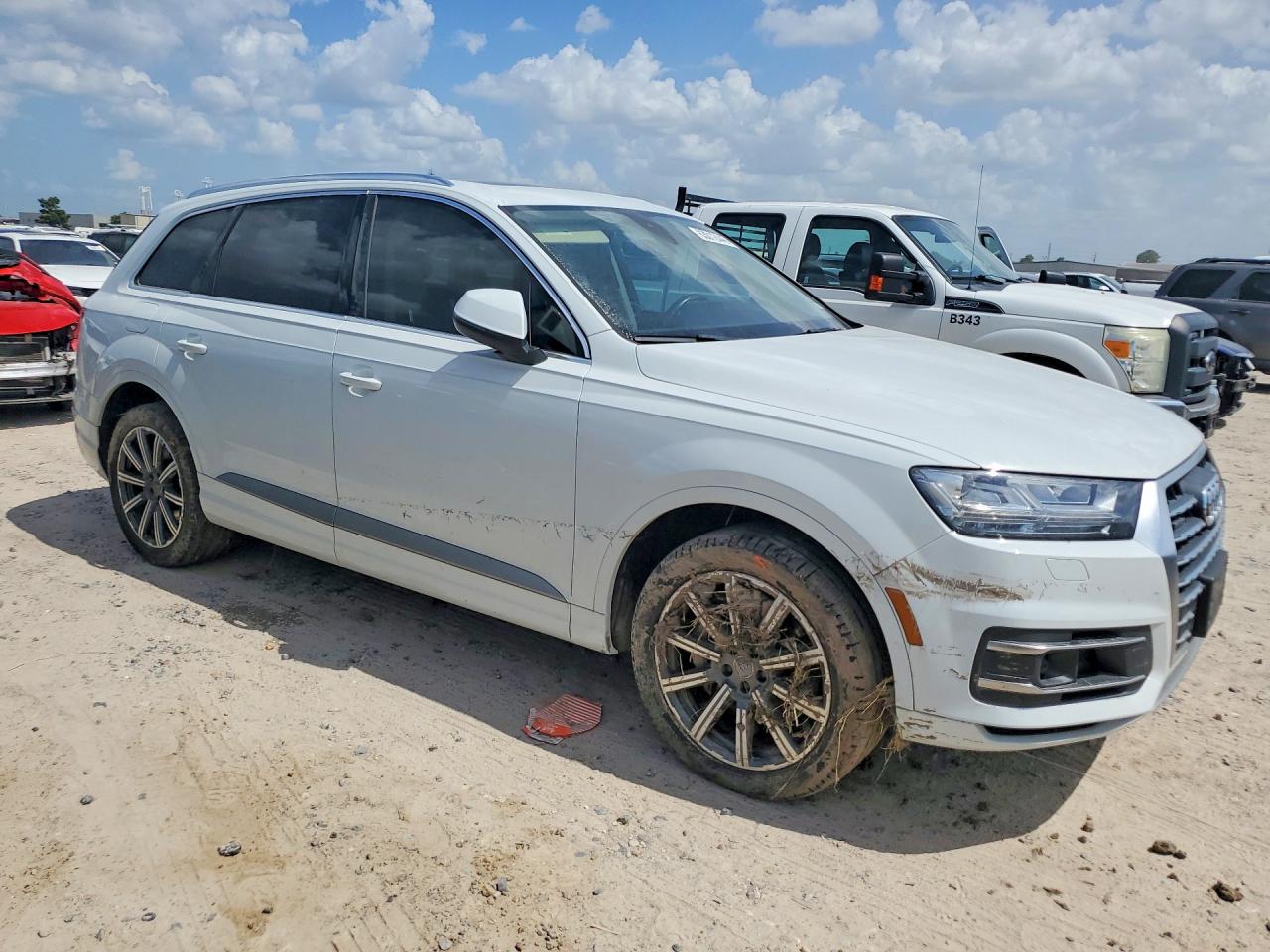 WA1LAAF79HD027362 · 2017 AUDI Q7 · 4/13