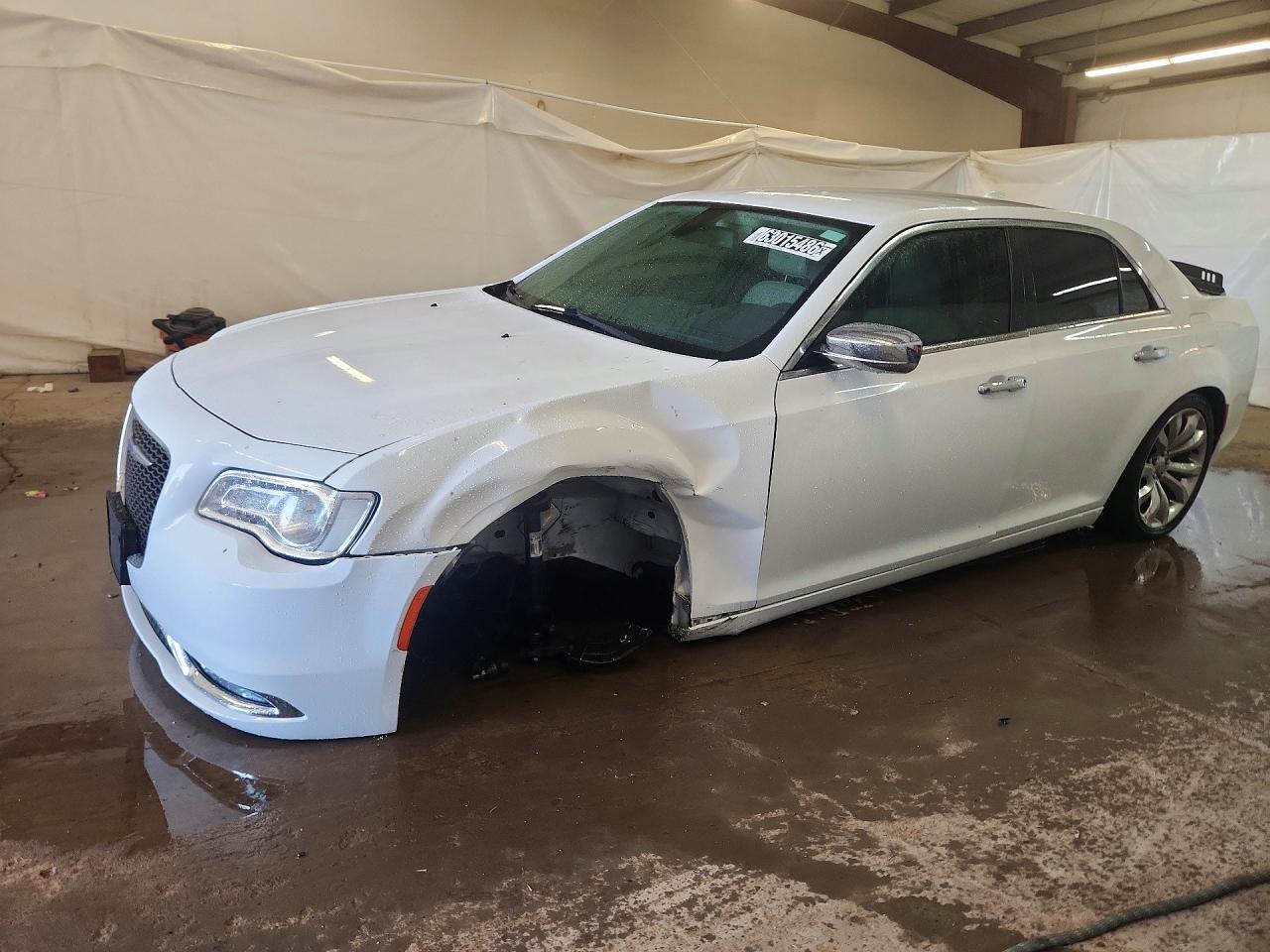 2C3CCAEG6KH686547 · 2019 CHRYSLER 300