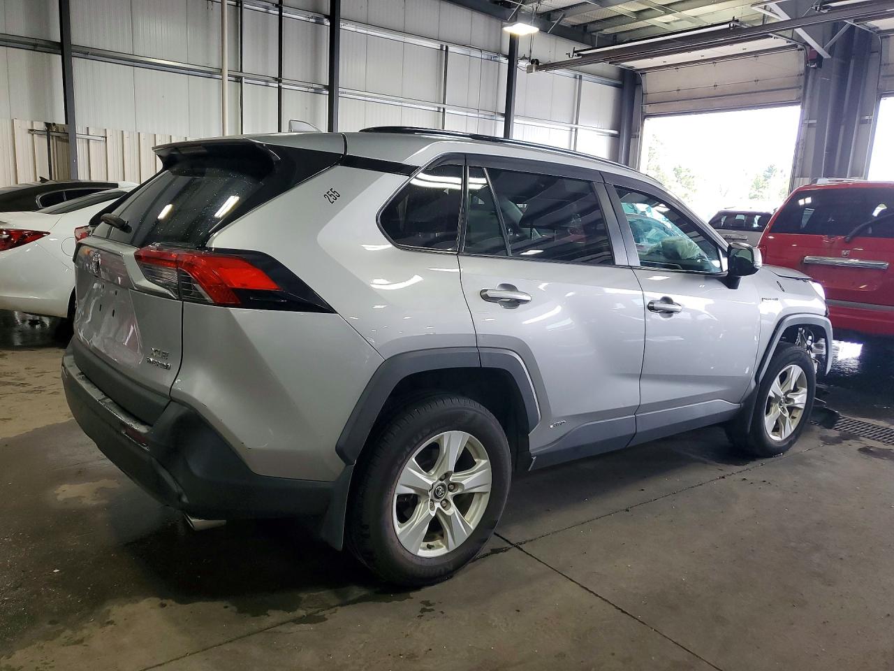 2T3R6RFV7MW007395 · 2021 TOYOTA RAV4 HYBRID · 3/13