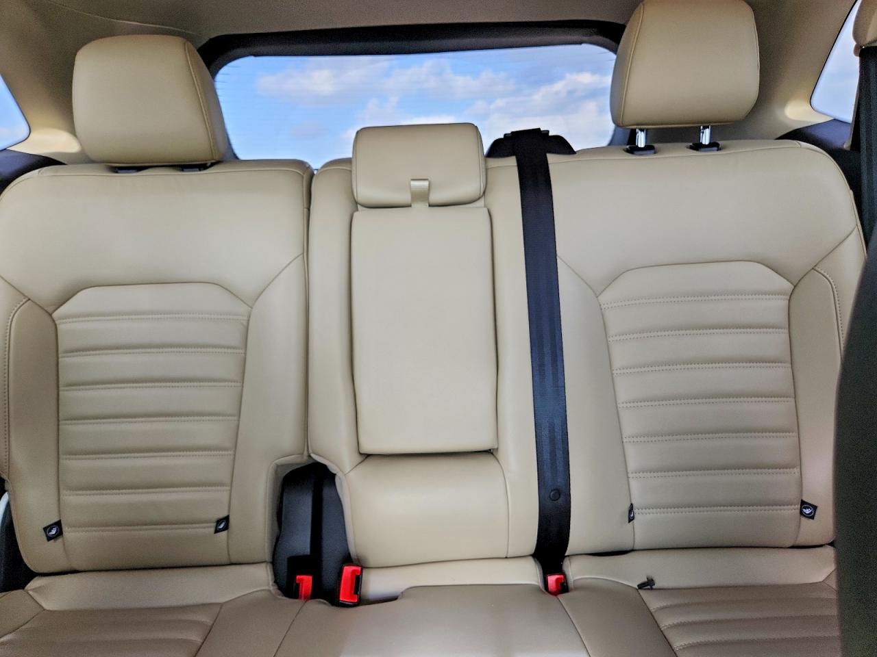 2FMPK3J91GBB14911 · 2016 FORD EDGE · 10/13