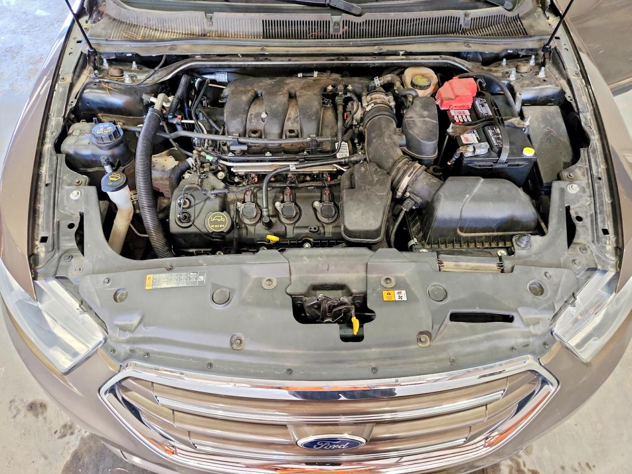 1FAHP2F88FG101218 · 2015 FORD TAURUS · 11/12