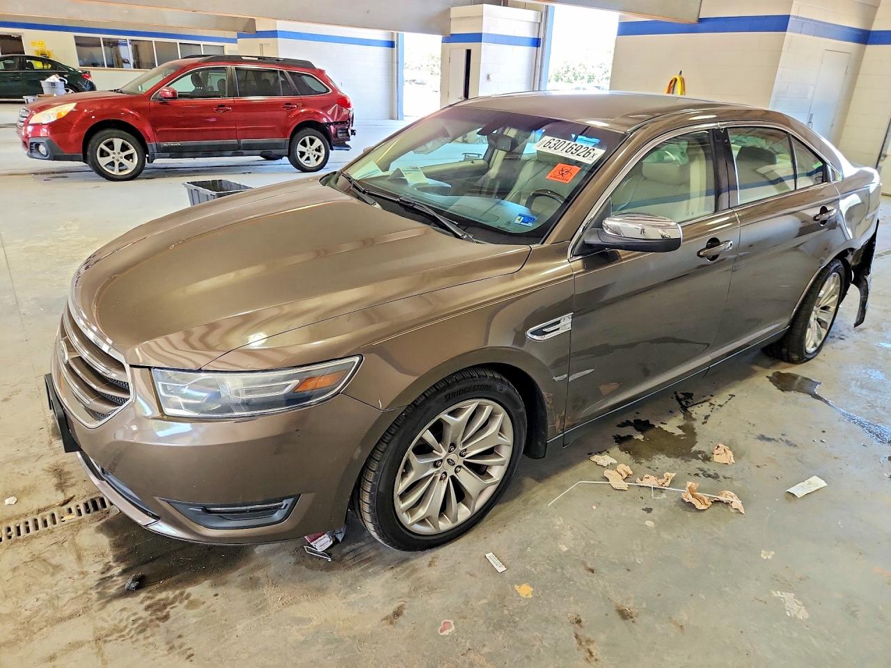 2015 FORD TAURUS
