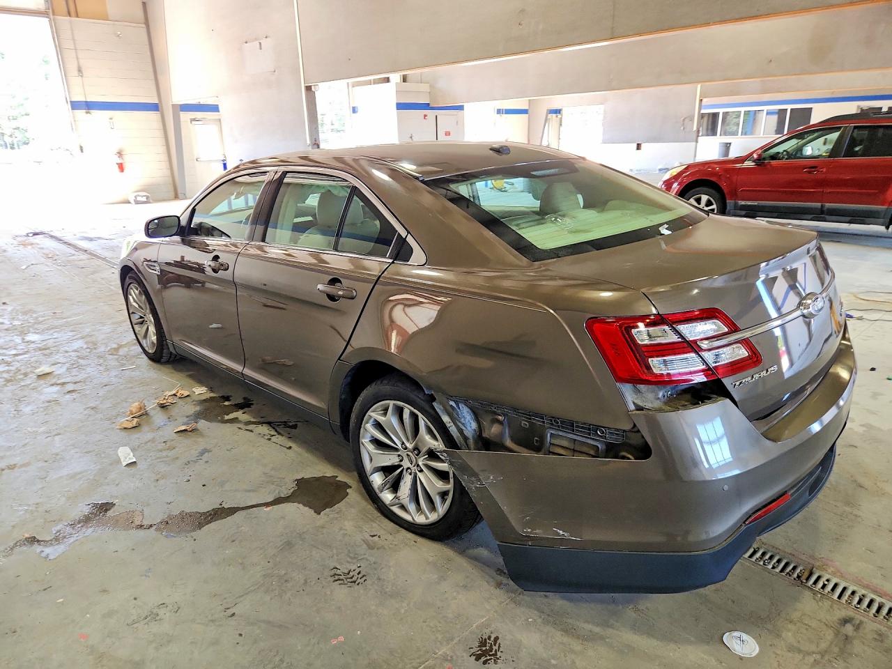 1FAHP2F88FG101218 · 2015 FORD TAURUS · 2/12