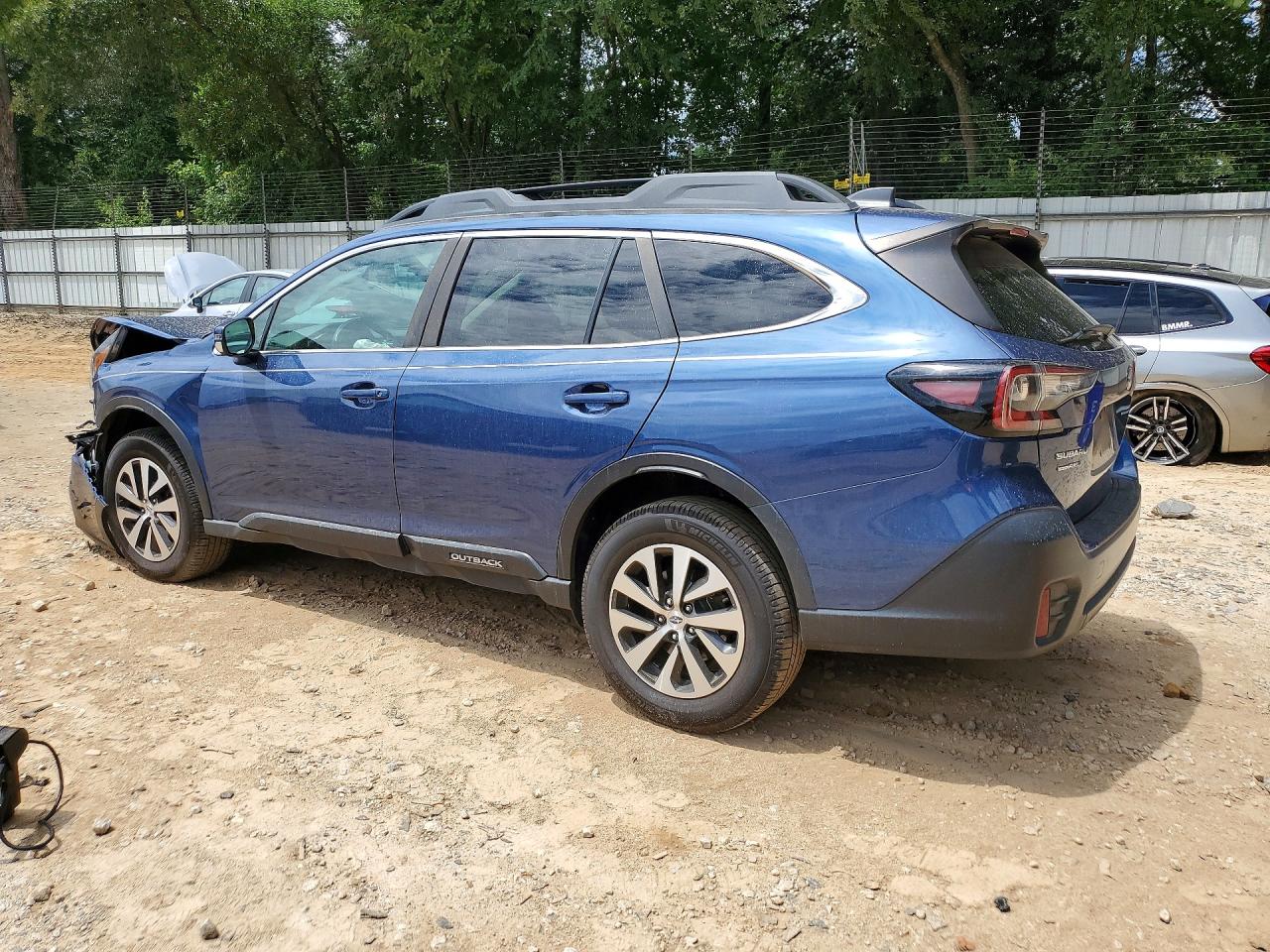 4S4BTAFC5M3127043 · 2021 SUBARU OUTBACK · 2/13