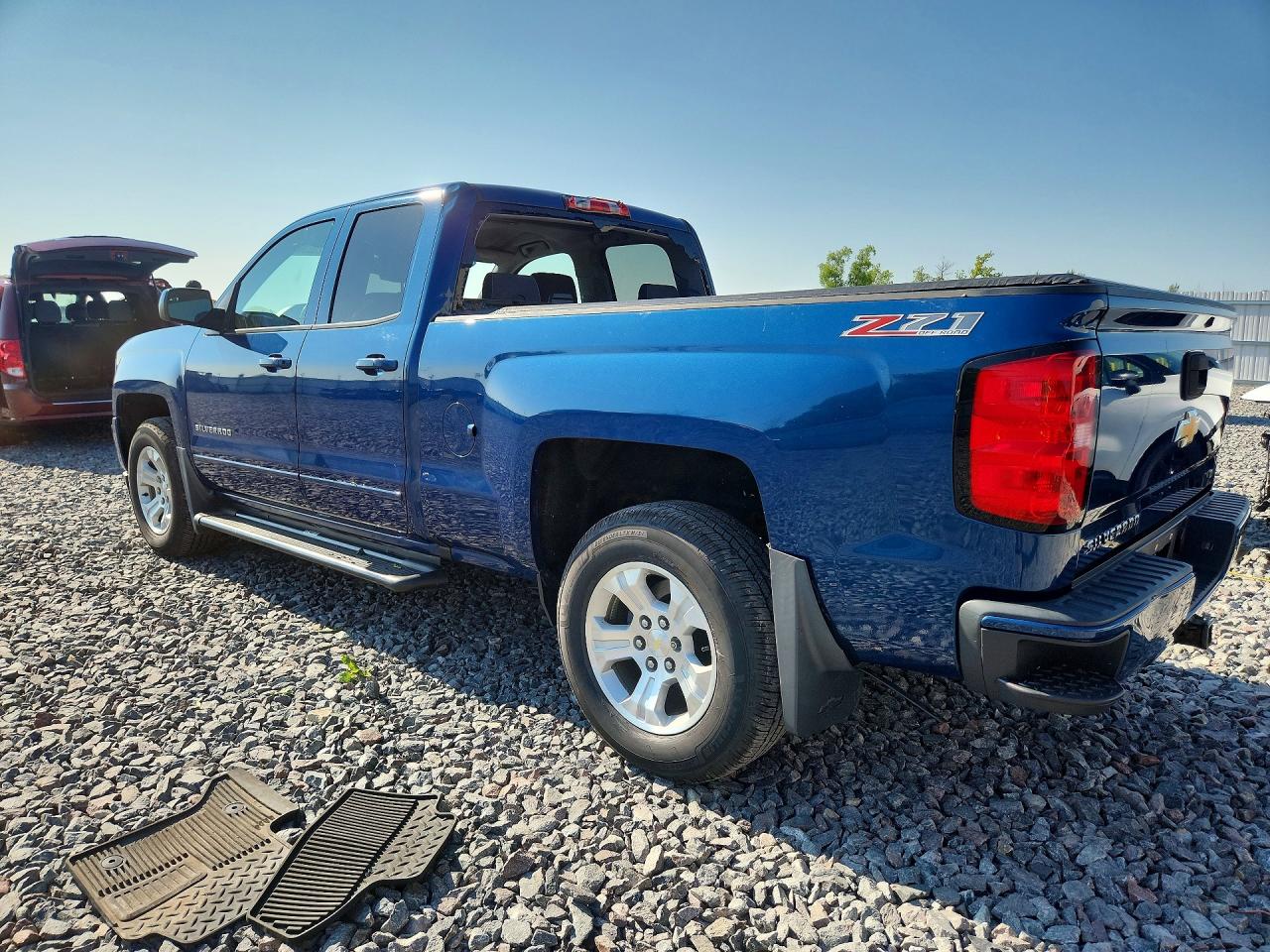 1GCVKREC1HZ396681 · 2017 CHEVROLET SILVERADO · 2/12