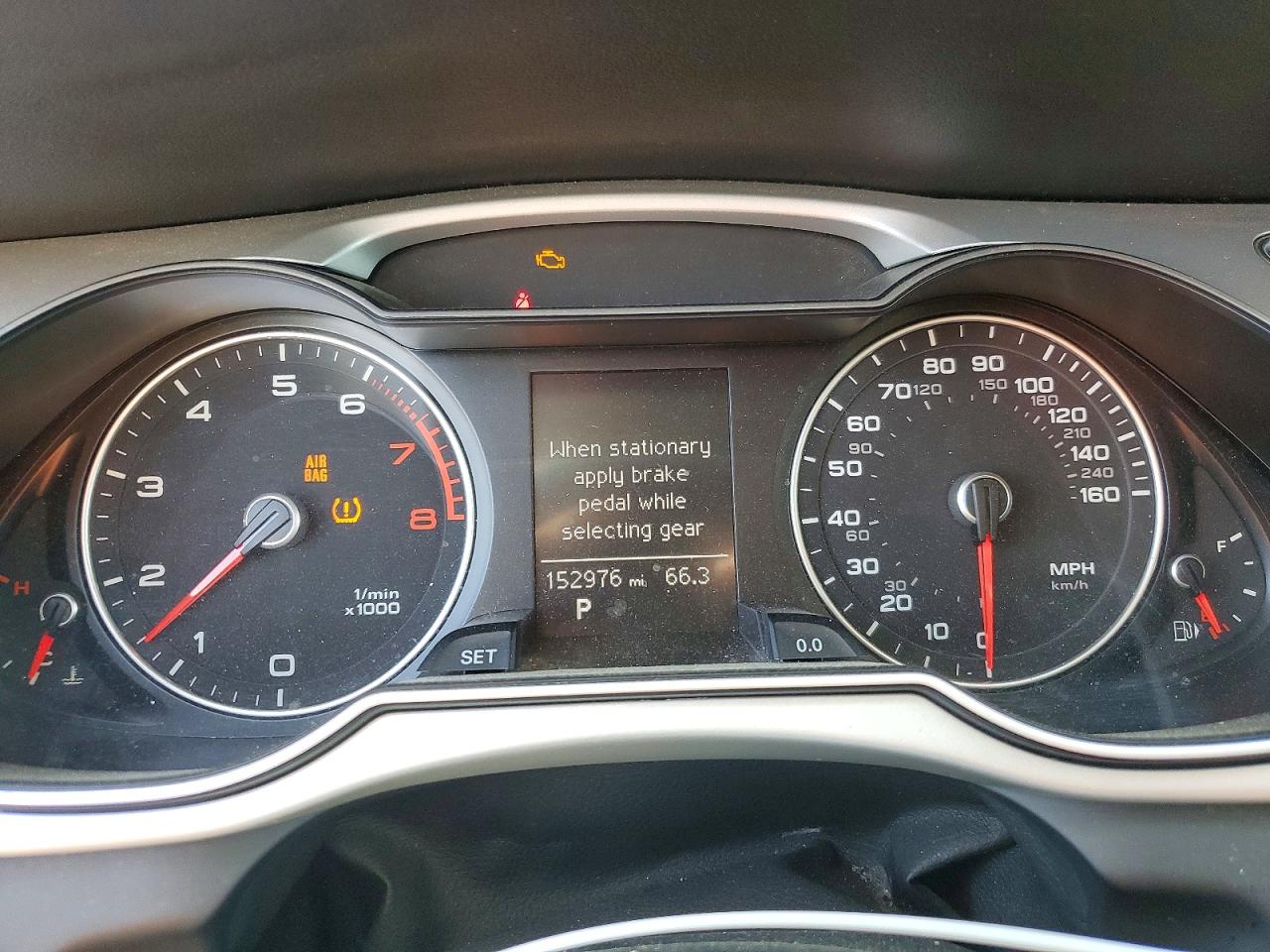 WAUAFAFL2GA004689 · 2016 AUDI A4 · 9/13