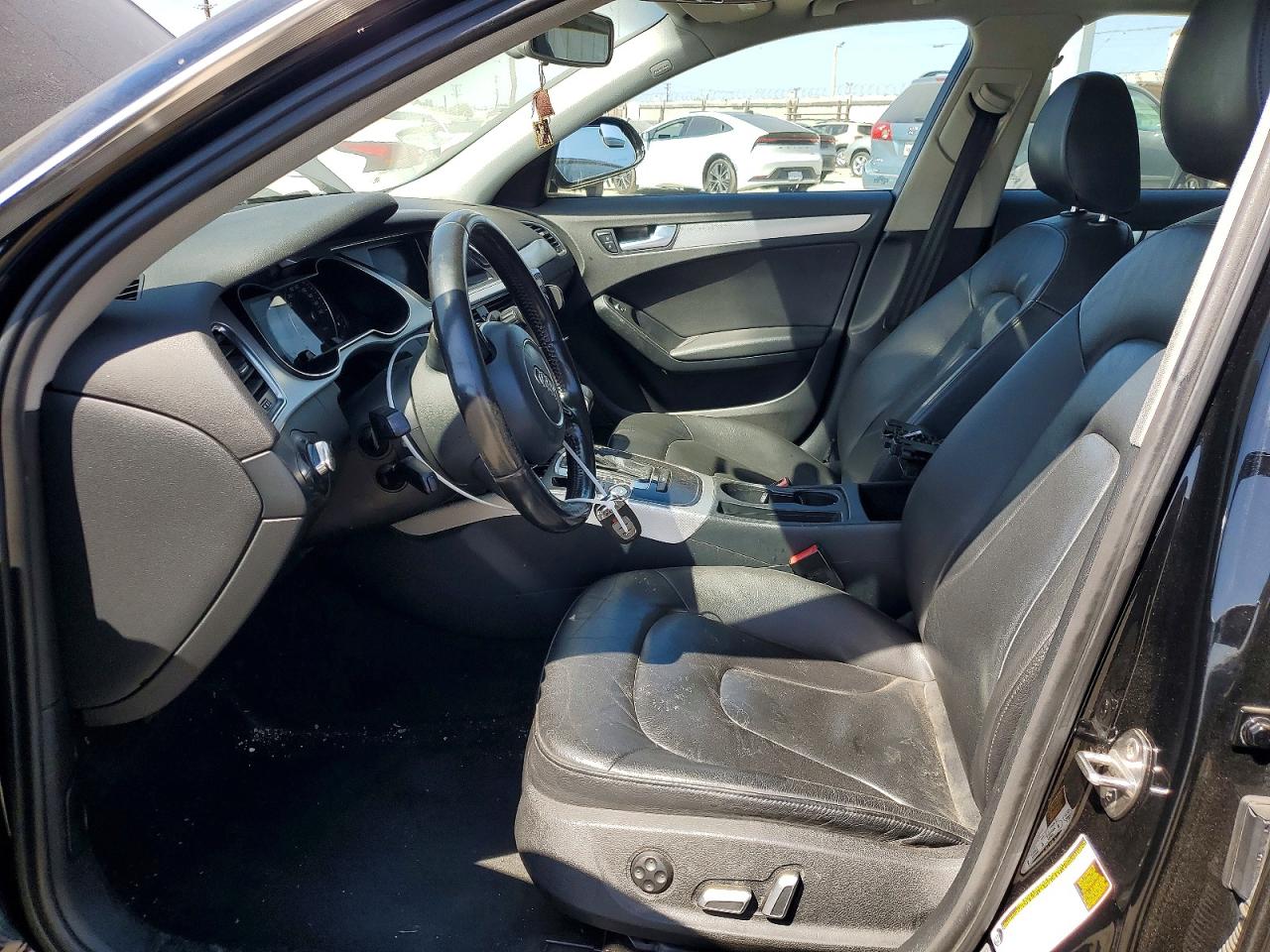 WAUAFAFL2GA004689 · 2016 AUDI A4 · 7/13