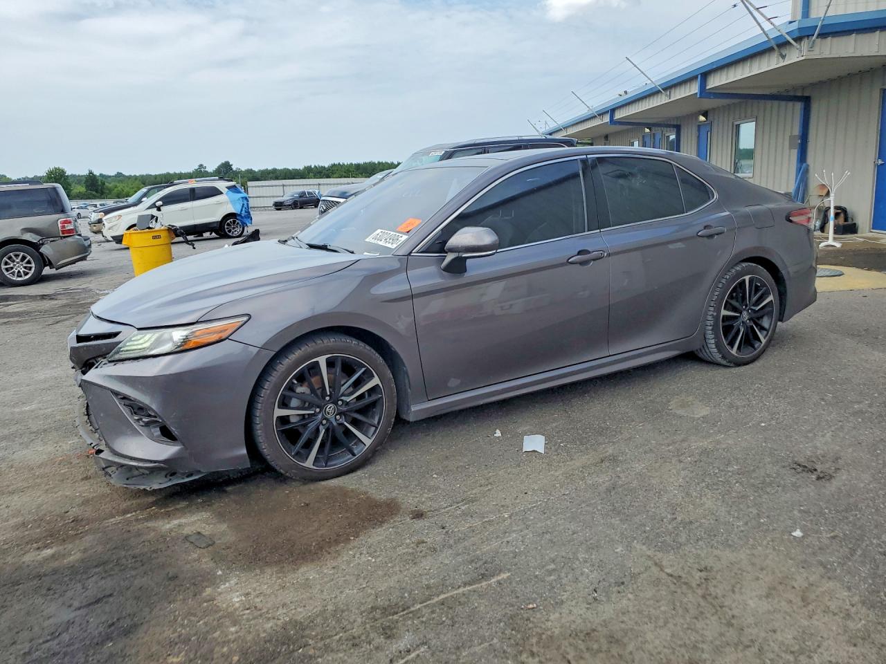 4T1B61HK0KU761038 · 2019 TOYOTA CAMRY