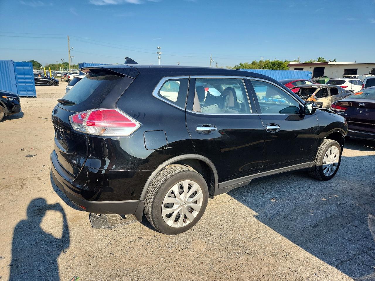KNMAT2MV4FP534681 · 2015 NISSAN ROGUE · 3/12