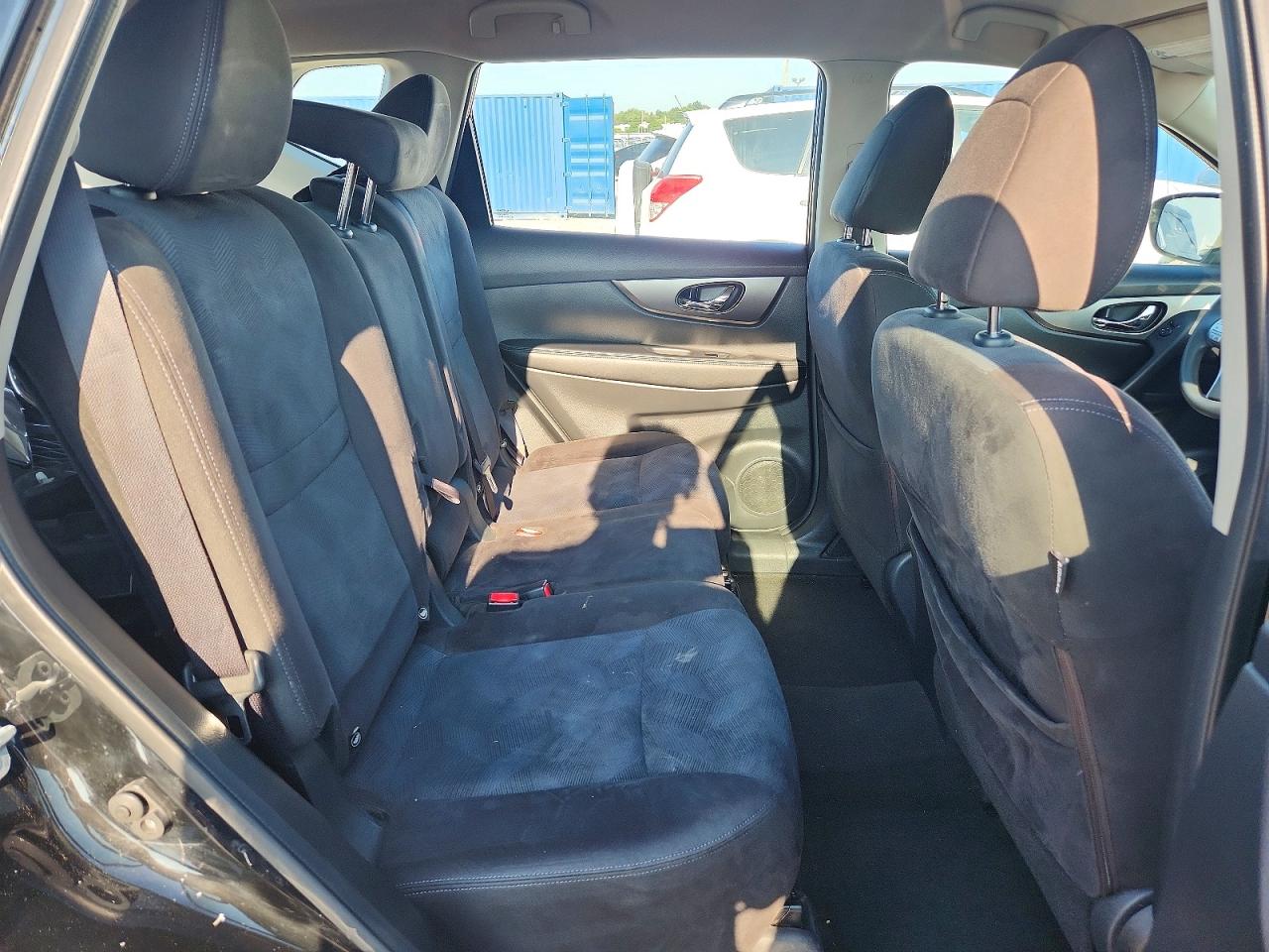 KNMAT2MV4FP534681 · 2015 NISSAN ROGUE · 10/12