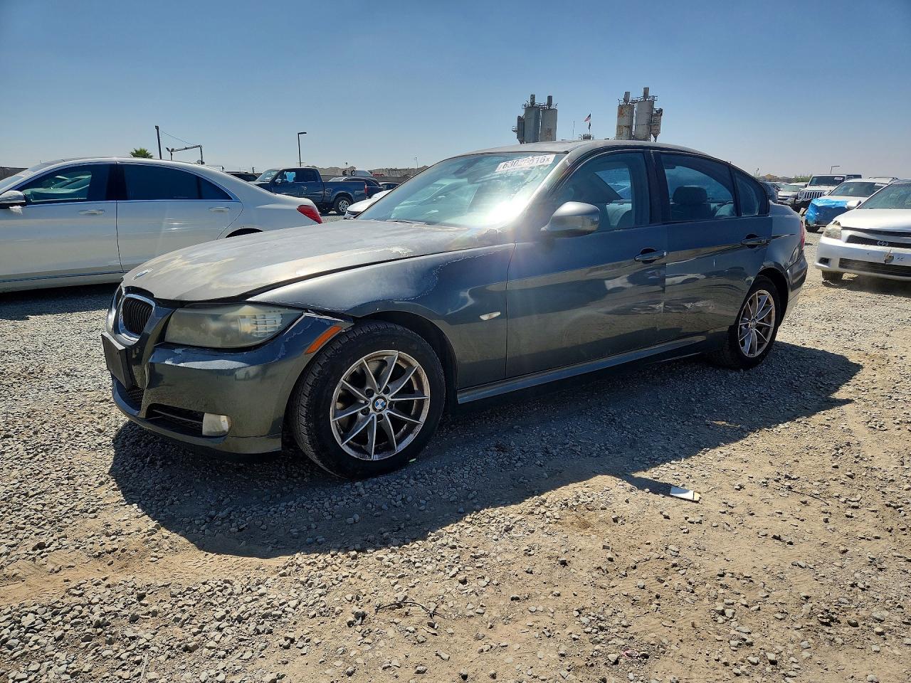 WBAPH5G51ANM70013 · 2010 BMW 328