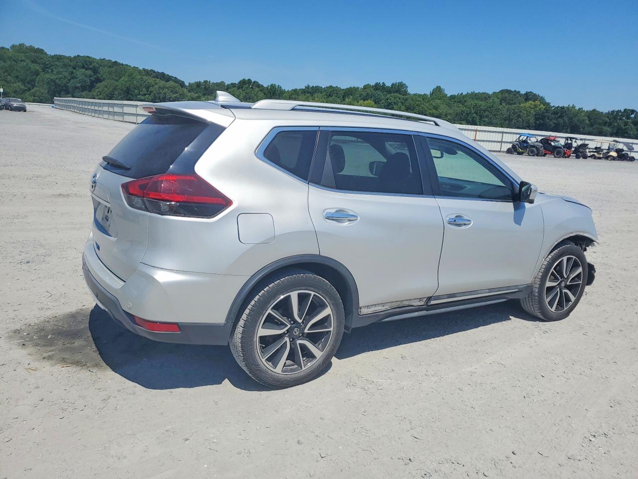 5N1AT2MT4KC740188 · 2019 NISSAN ROGUE · 3/13