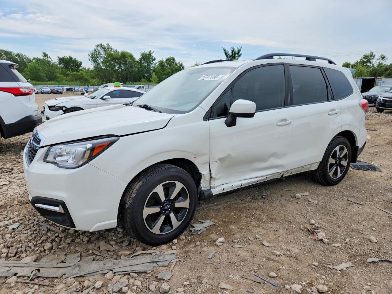 JF2SJAEC8HH545876 · 2017 SUBARU FORESTER