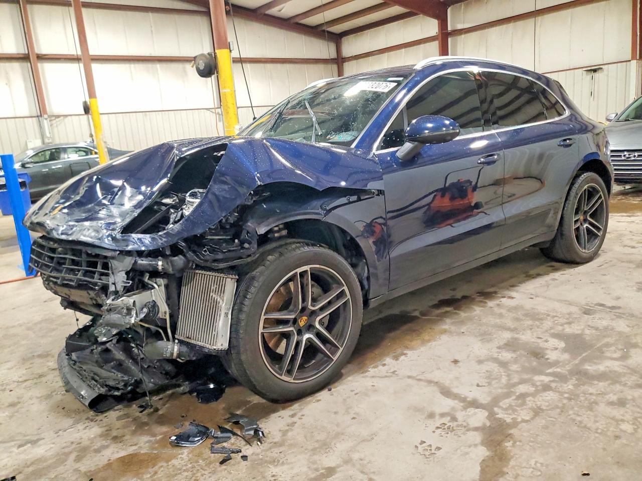 2020 PORSCHE MACAN